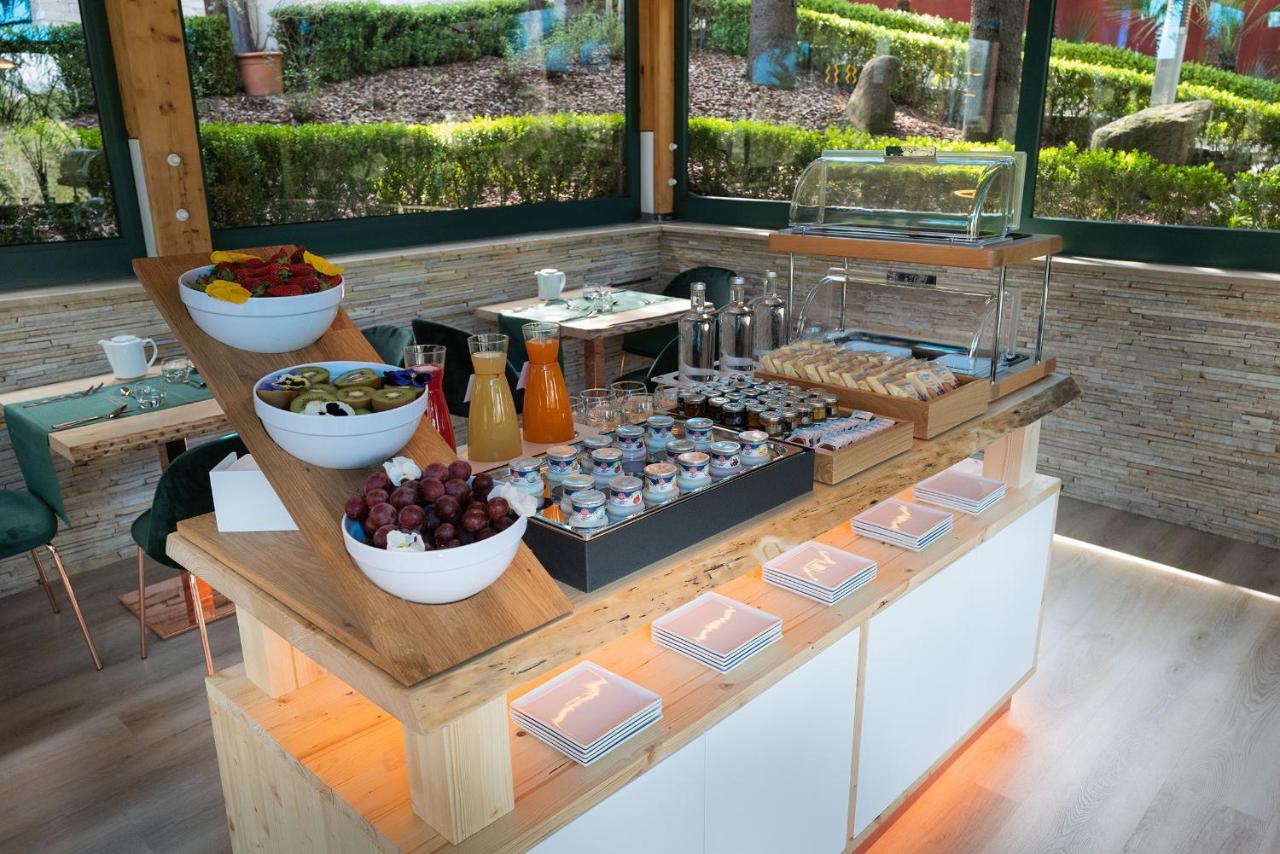 Villa Caribe Resort & Spa Spigno Saturnia ภายนอก รูปภาพ