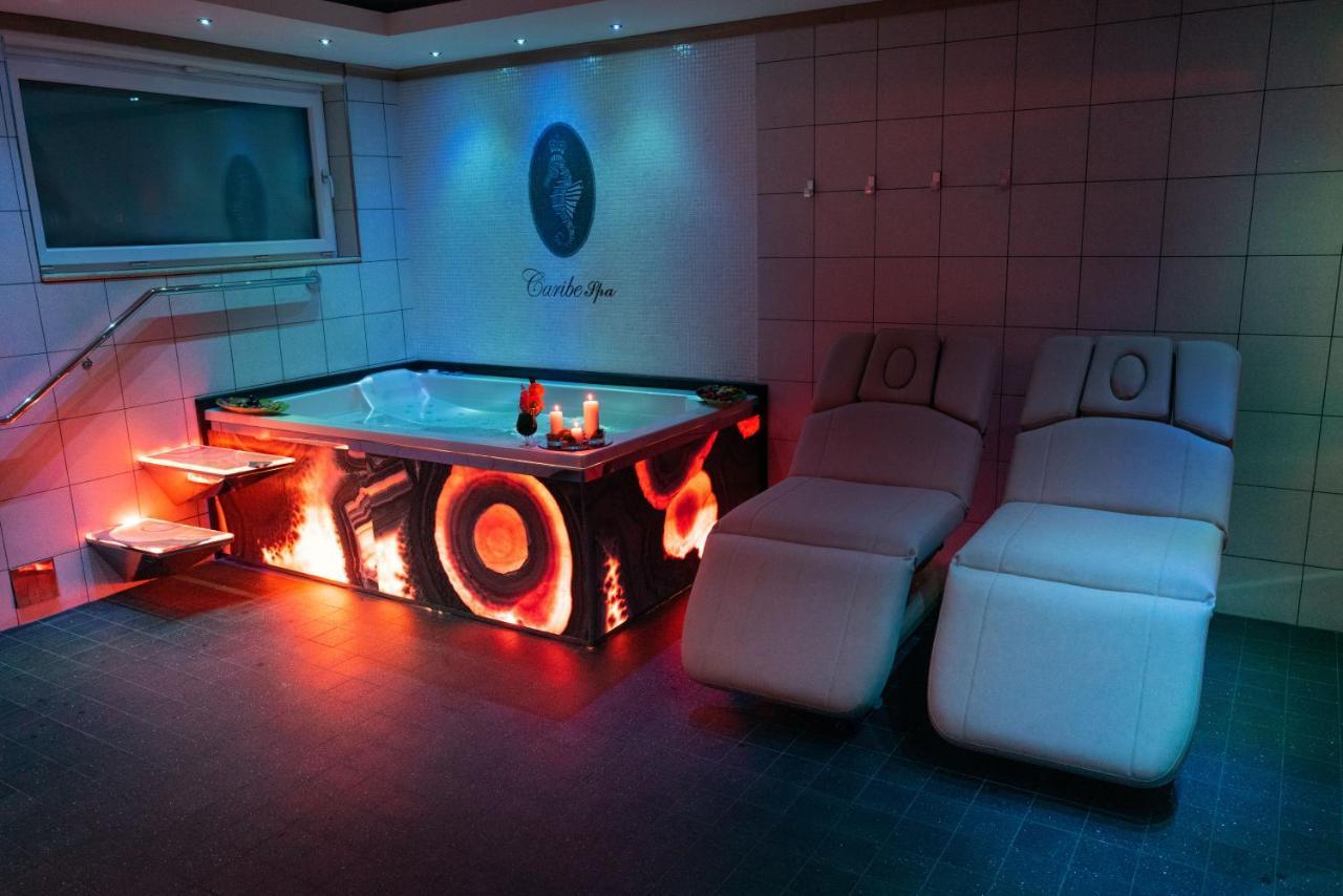 Villa Caribe Resort & Spa Spigno Saturnia ภายนอก รูปภาพ