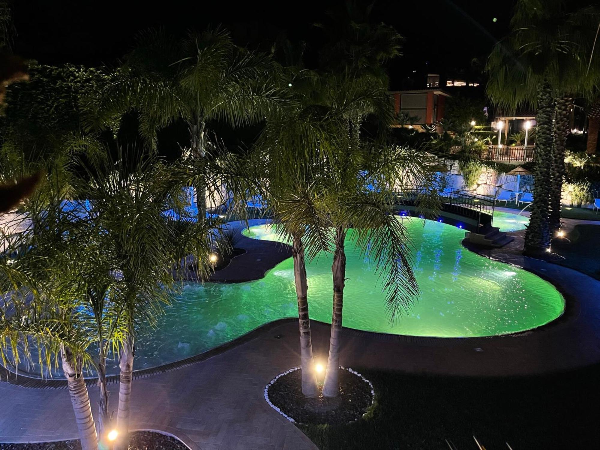 Villa Caribe Resort & Spa Spigno Saturnia ภายนอก รูปภาพ