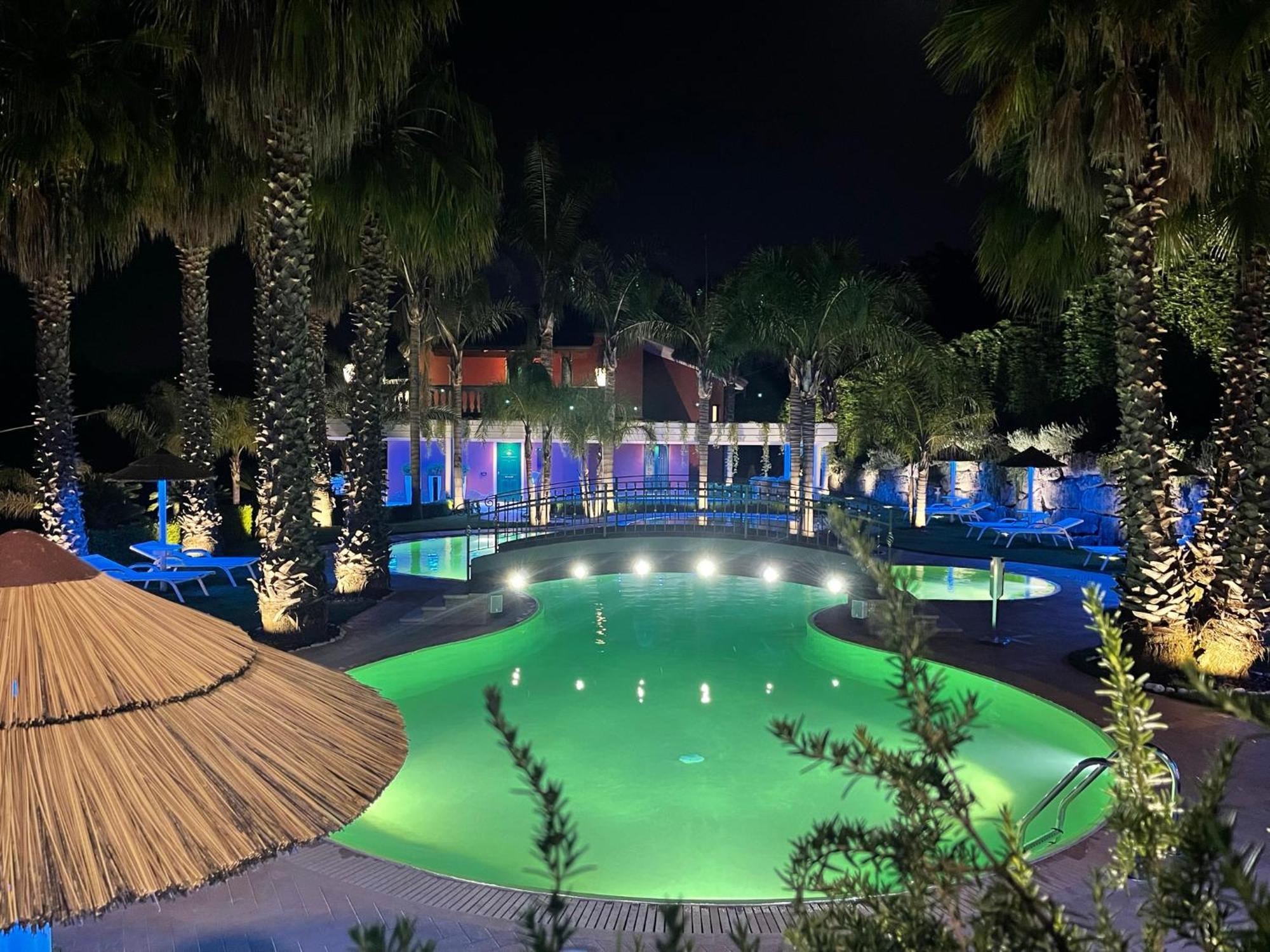 Villa Caribe Resort & Spa Spigno Saturnia ภายนอก รูปภาพ