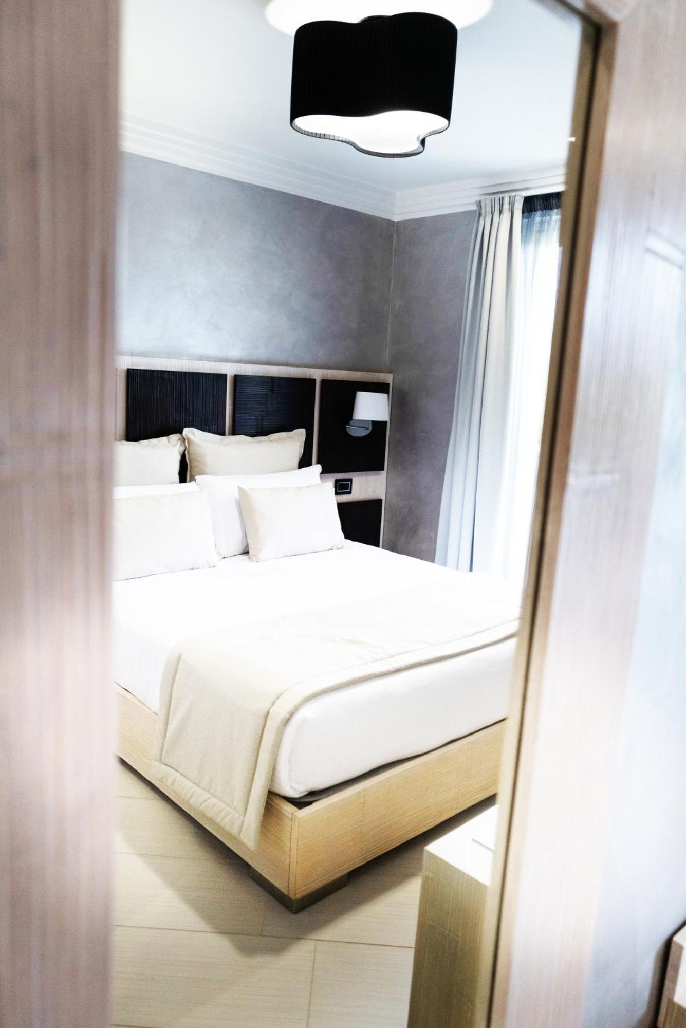 Villa Caribe Resort & Spa Spigno Saturnia ภายนอก รูปภาพ