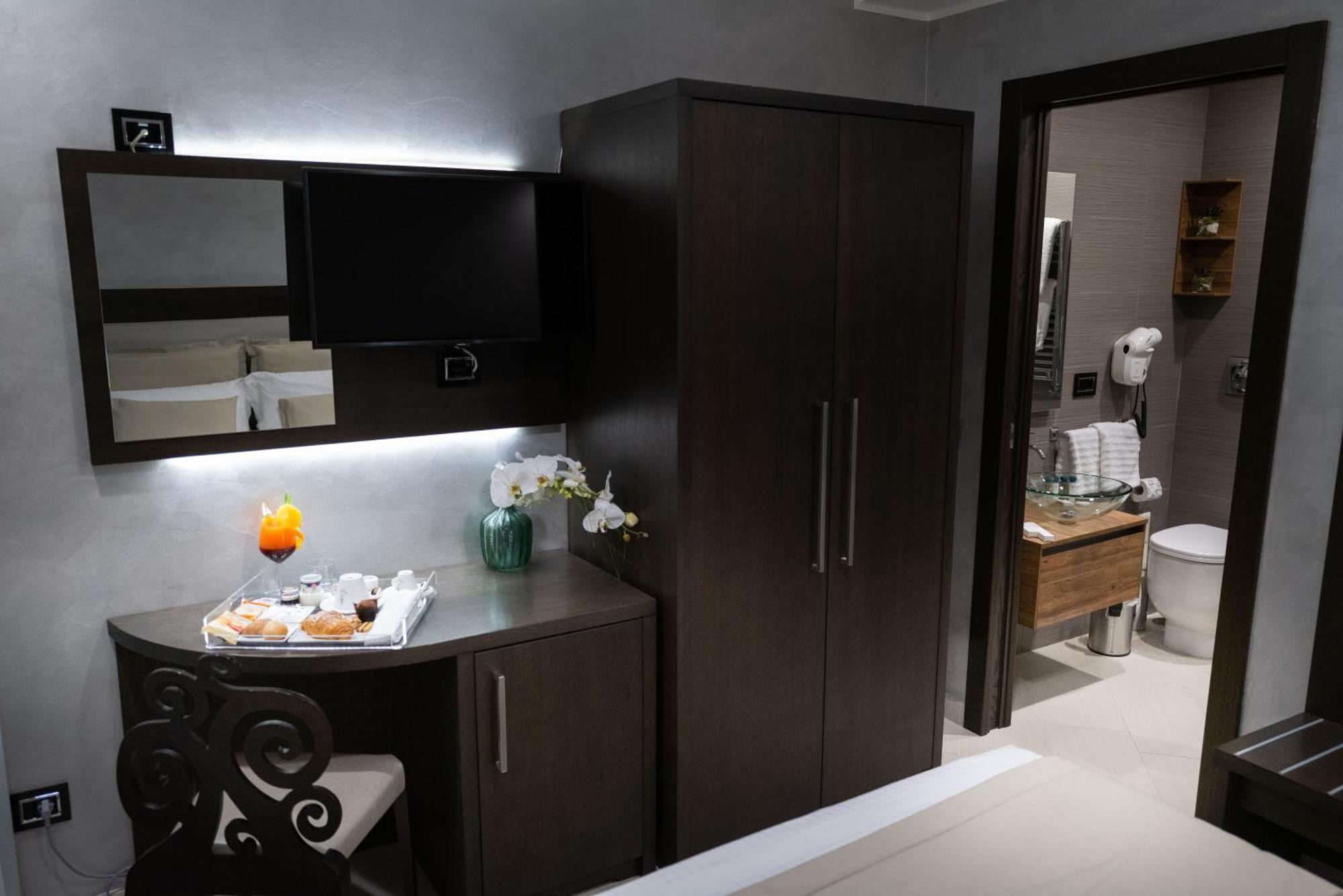 Villa Caribe Resort & Spa Spigno Saturnia ภายนอก รูปภาพ